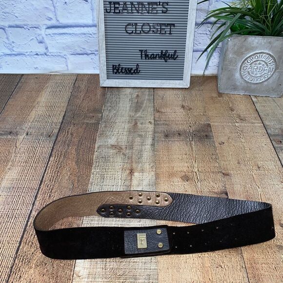 Floyd handcrafted in America leather belt - Picture 2 of 11